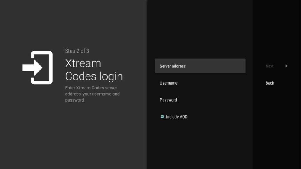 Formulario de inicio de sesión Xtream Codes en TiviMate. Muestra campos para introducir dirección del servidor, nombre de usuario, contraseña y una casilla marcada para incluir VOD (Video On Demand).